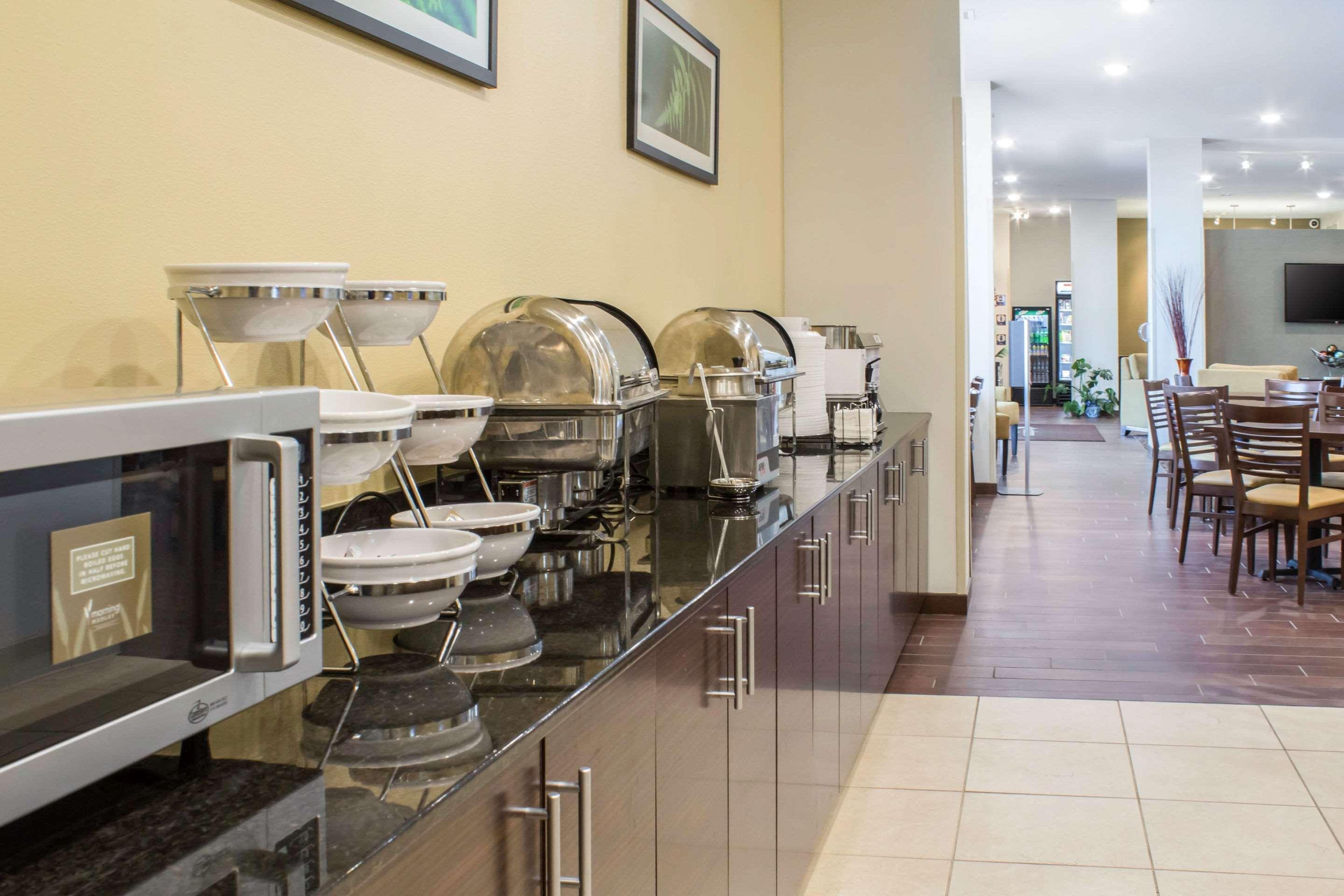 Sleep Inn & Suites Lincoln University Area Экстерьер фото