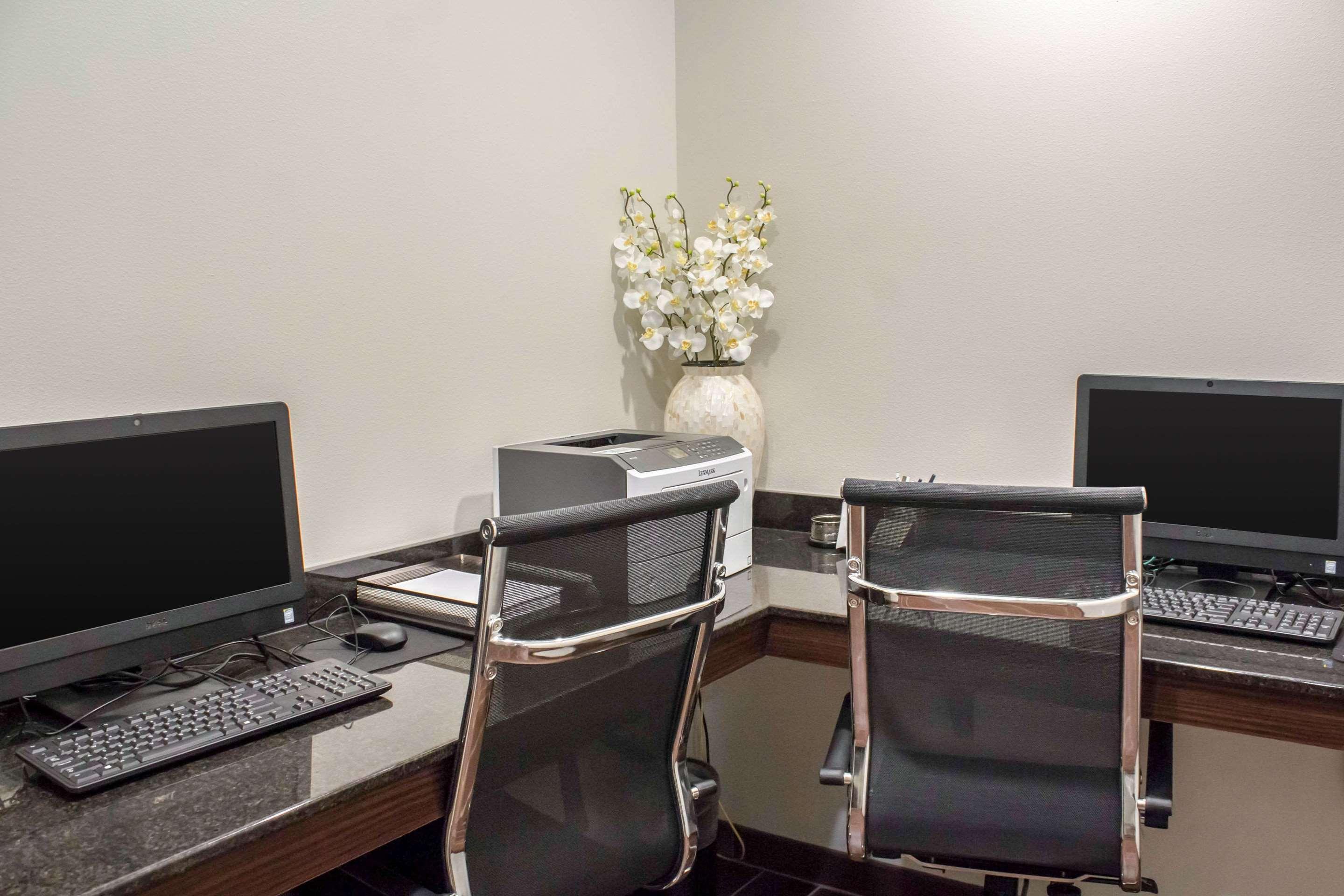 Sleep Inn & Suites Lincoln University Area Экстерьер фото