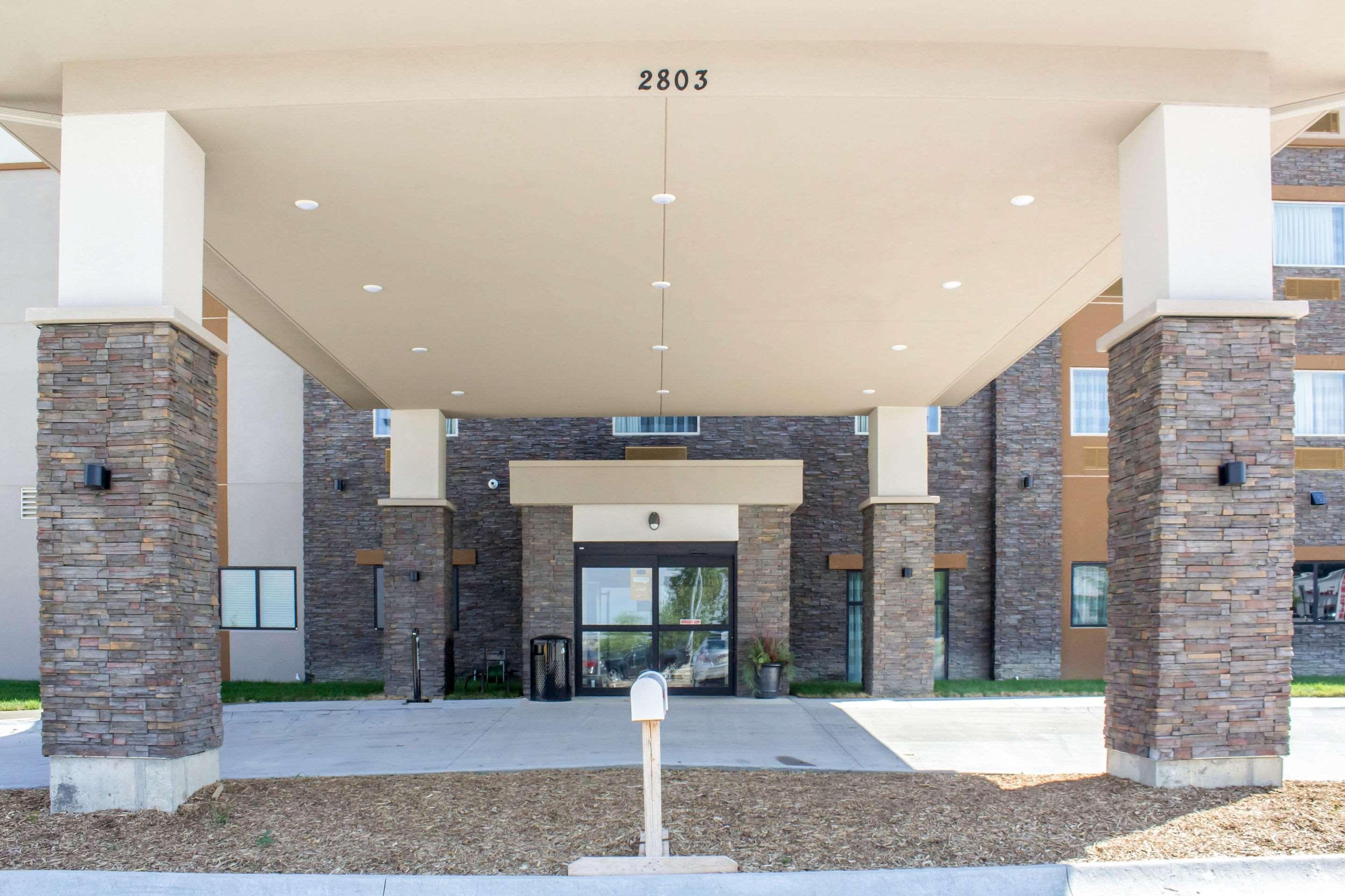Sleep Inn & Suites Lincoln University Area Экстерьер фото