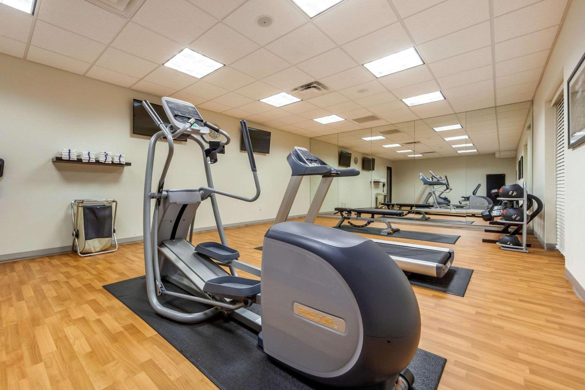 Sleep Inn & Suites Lincoln University Area Экстерьер фото