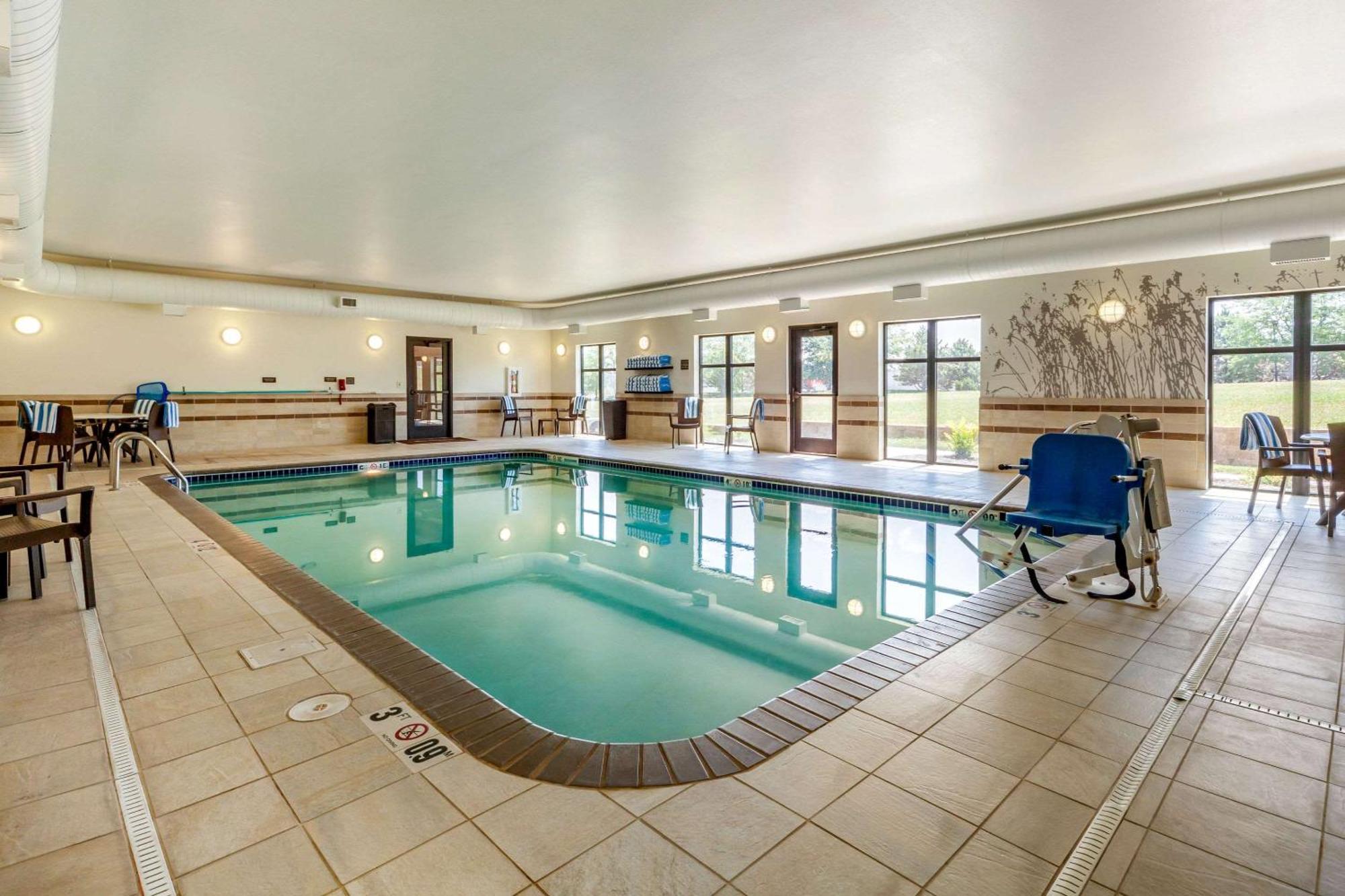 Sleep Inn & Suites Lincoln University Area Экстерьер фото